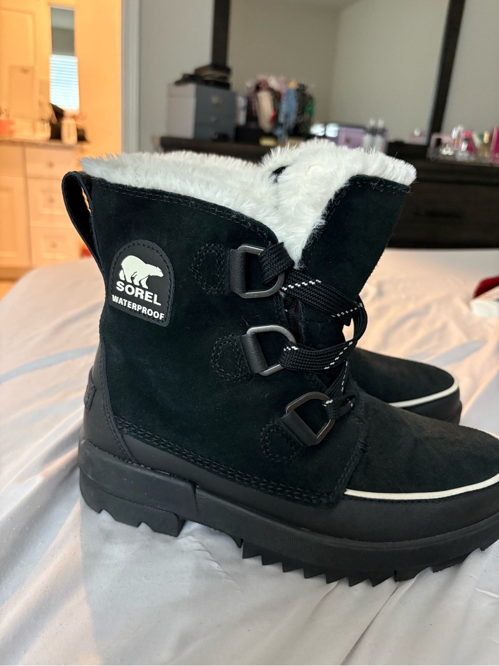 Women’s Black Winter Boots (waterproof)